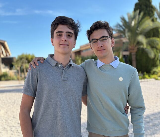 Post video Bachillerato Internacional dos alumnos explican