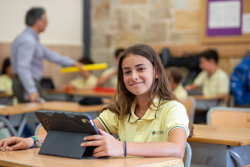 Beneficios de desarrollar las habilidades STEAM en el aula