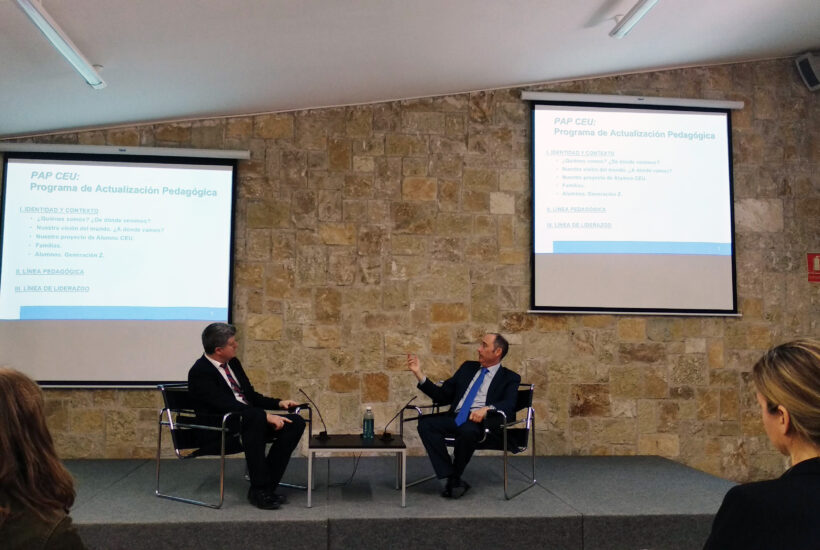 Tertulia café sobre el presente y futuro del Colegio